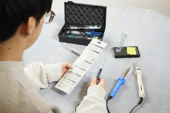 YIHUA はんだこて デジタル表示 クリップと拡大鏡付き 926LED IV YIHUA はんだこて デジタル表示 クリップと拡大鏡付き 926LED IV