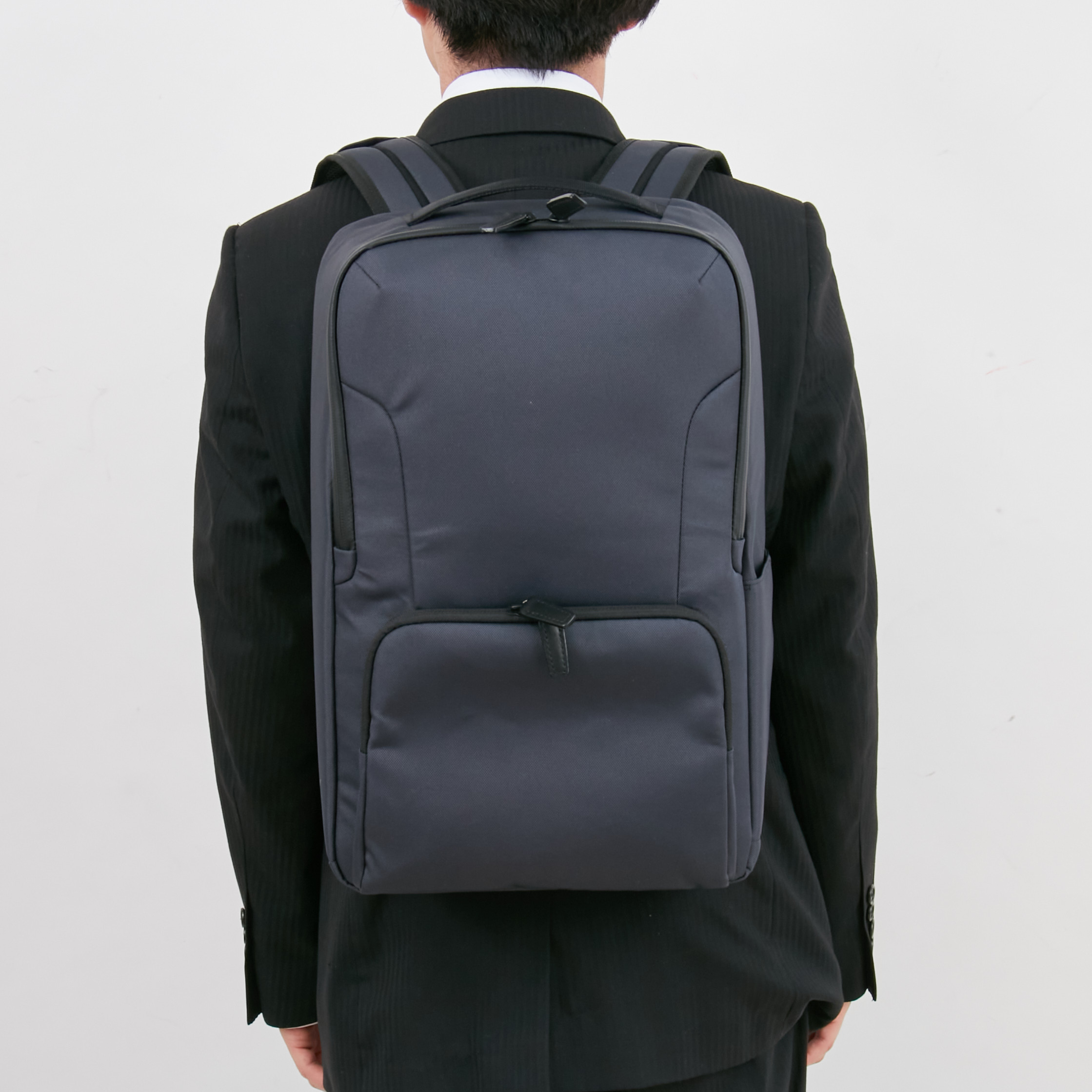 MIZUNO SPLIT-STRAP BIZ BACKPACK B3JX1102300をレビュー