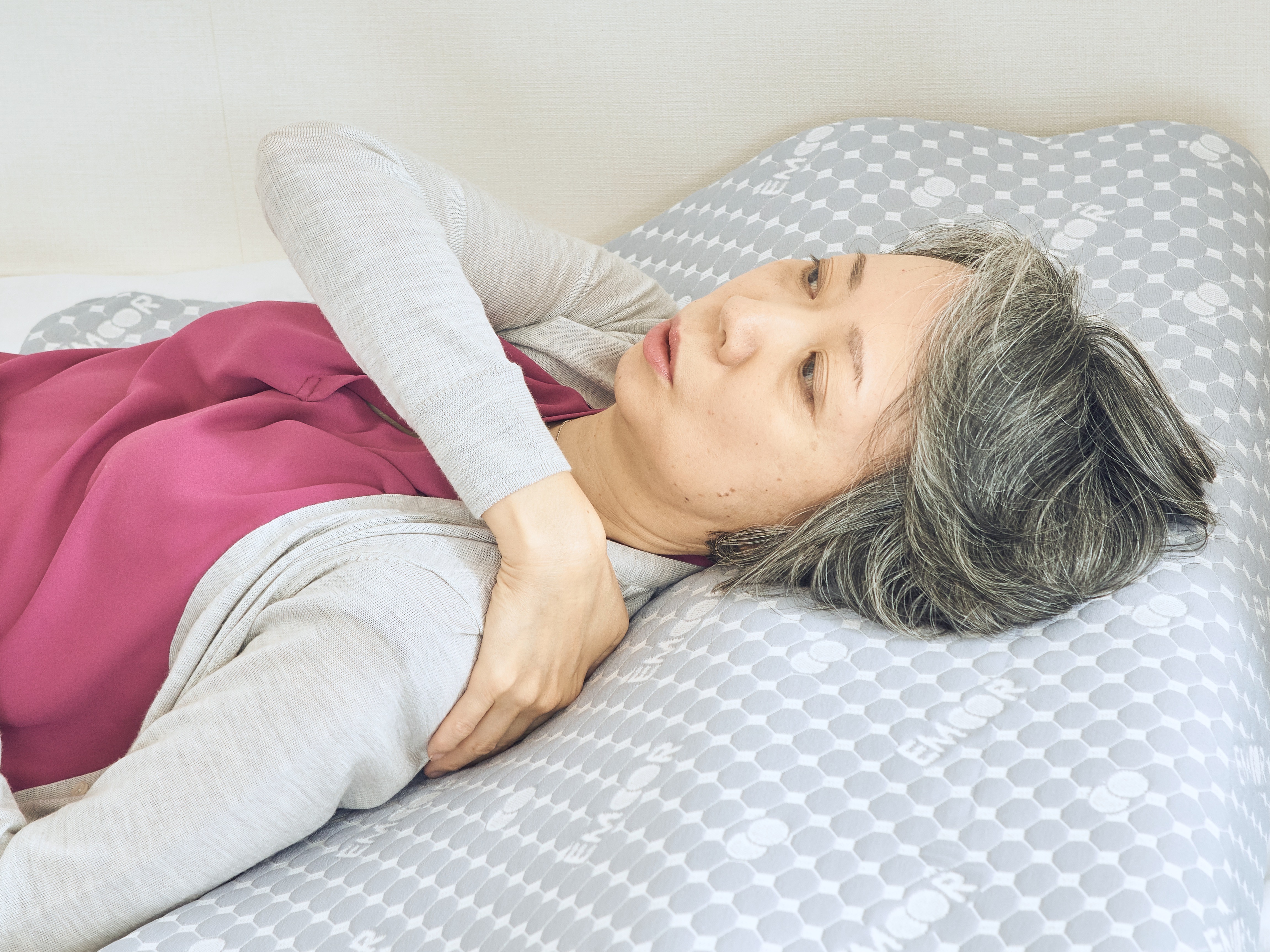 LTショルダーフィットピロー ハード 新品 低反発枕 インテグラ