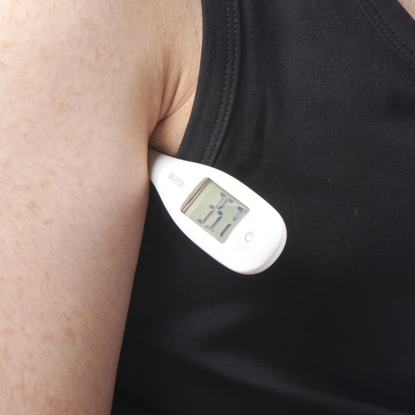 体温計 Amazon.co.jp: NISSEI 非接触体温計 ホワイト MT-100J 体温計