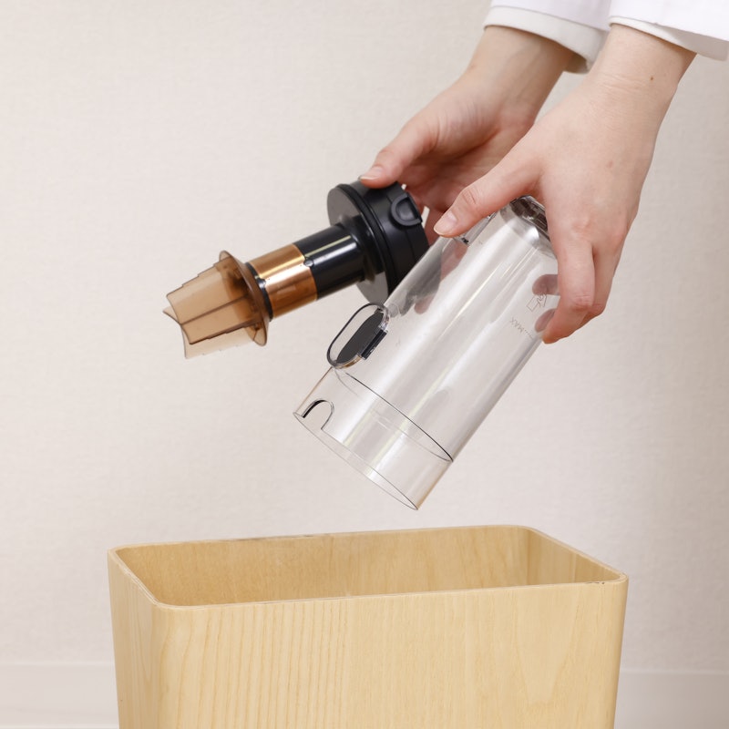 エレクトロラックス UltimateHome 700 軽量コードレス掃除機 EFP71525