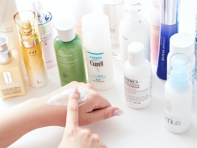 [新品4個]ノブIII ミルキィローション(保湿乳液) Amazon | 常盤薬品工業 ノブIII ミルキィローション 80ml