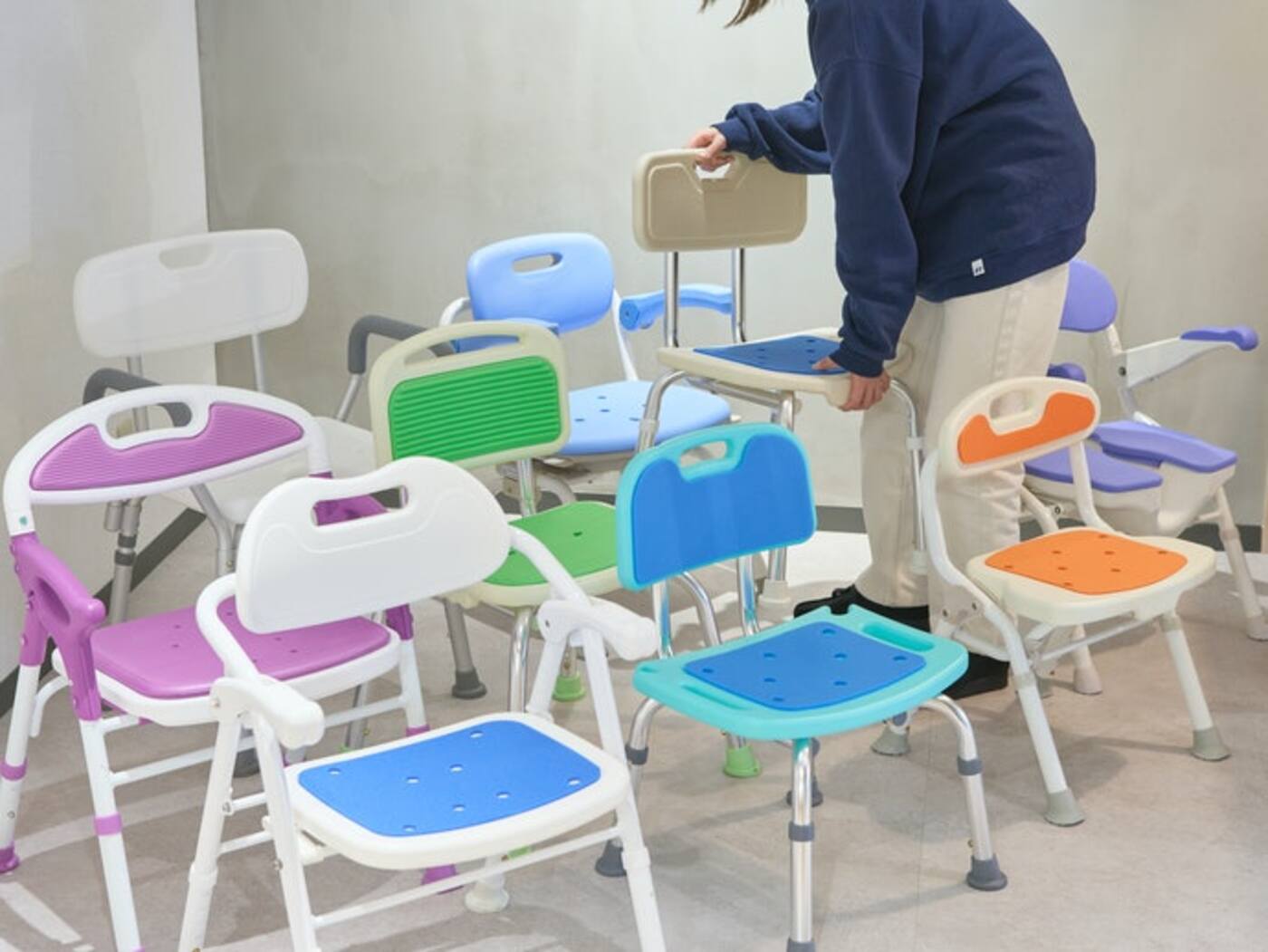 島製作所 折りたたみシャワーチェアー 楽湯 7550ST パープル　新品 島製作所 【平日15時まで即日出荷】折りたた みシャワー チェア