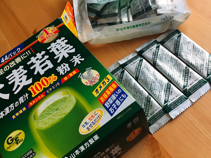 山本漢方製薬 大麦若葉 粉末100％を他商品と比較！口コミや評判を実際に使ってレビューしました！ | mybest