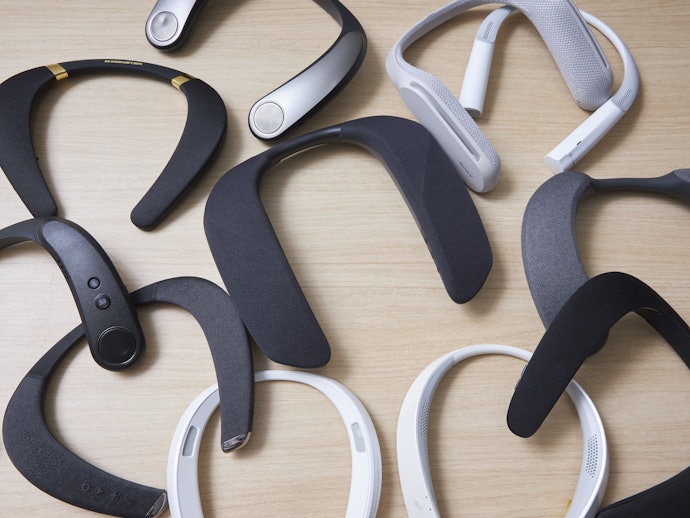 SONY ウェアラブルネックスピーカー SRS-WS1を徹底レビュー！実際に