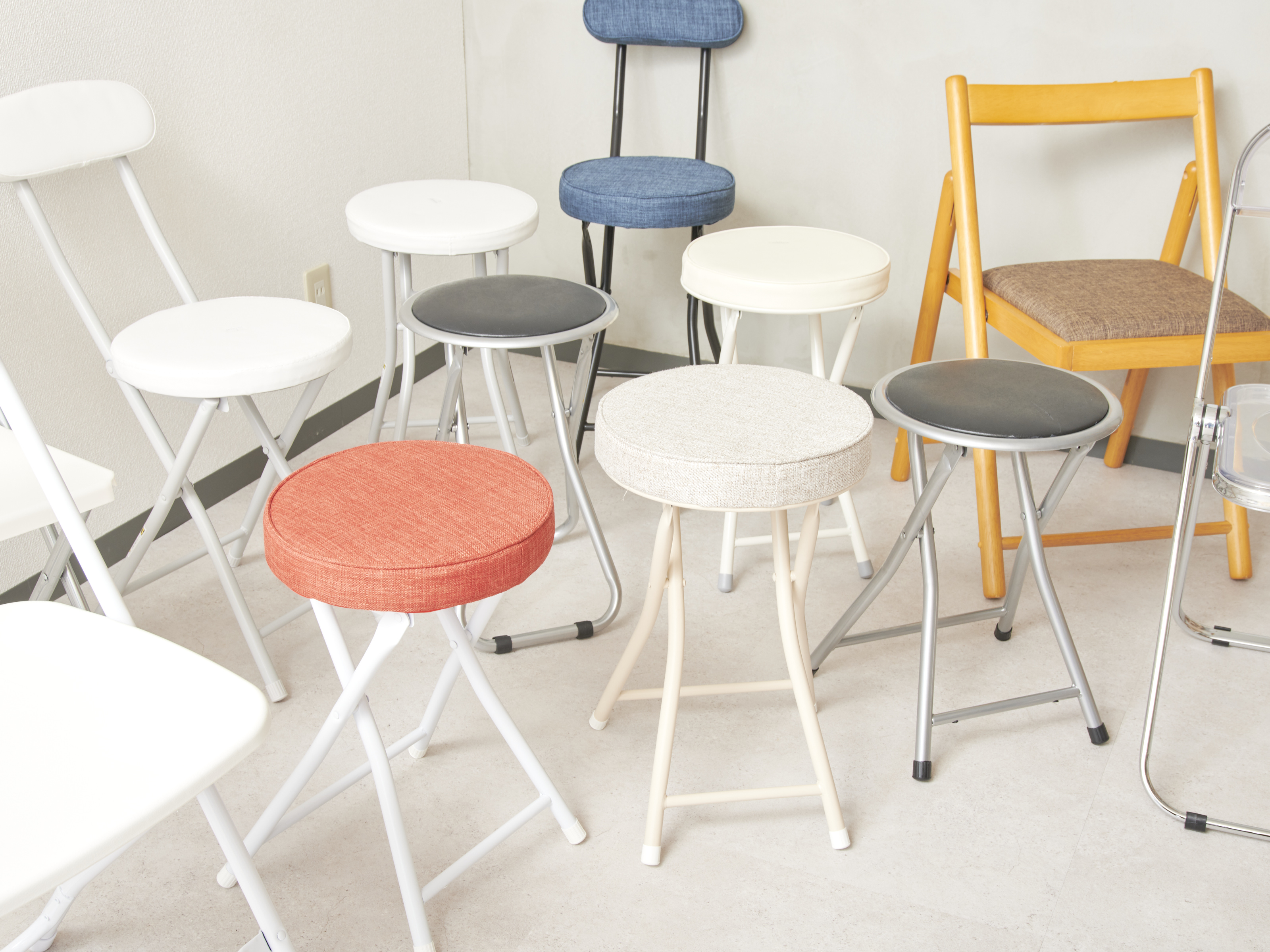 【良品】イケア　GUNDE 　4脚セット　ホワイト　折りたたみチェア Amazon｜イケア GUNDE グンデ 折りたたみチェア ホワイト