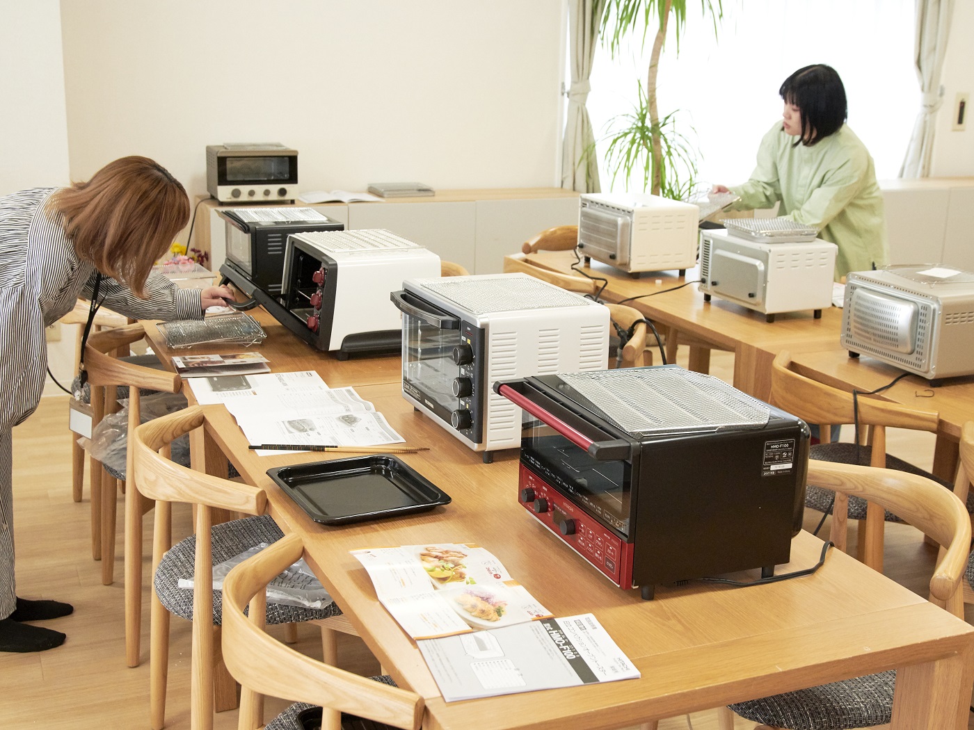 p*e様 オークション☆12/14迄【新品】HITACHI HMO-F100W 2026年最新