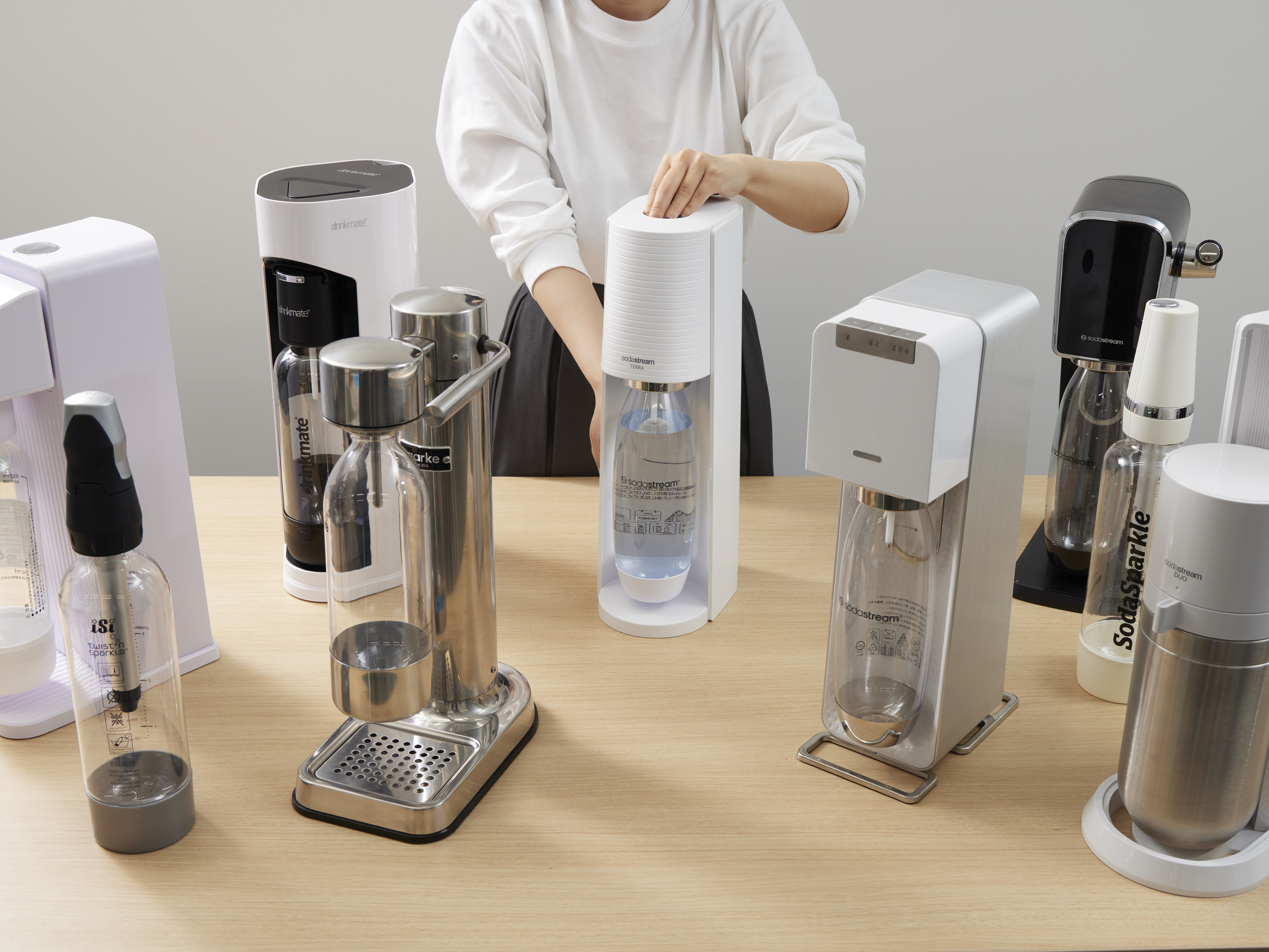 ✨新品未使用品✨sodastream TERRA 【テラ】炭酸メーカー　白 sodastream 【今なら10％OFF！＋マシン代返金保証】ソーダストリーム