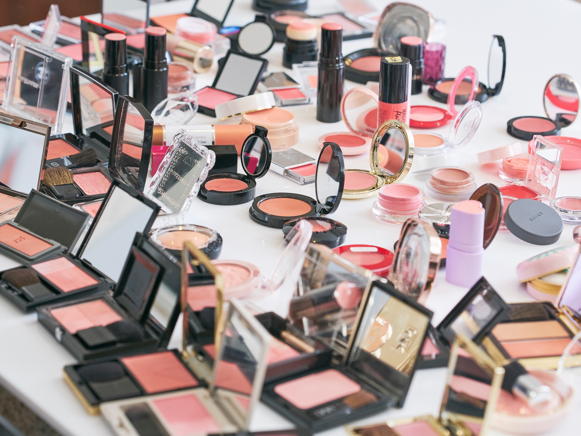 ジュ コントゥラストを他商品と比較 口コミや評判を実際に使ってレビューしました Mybest