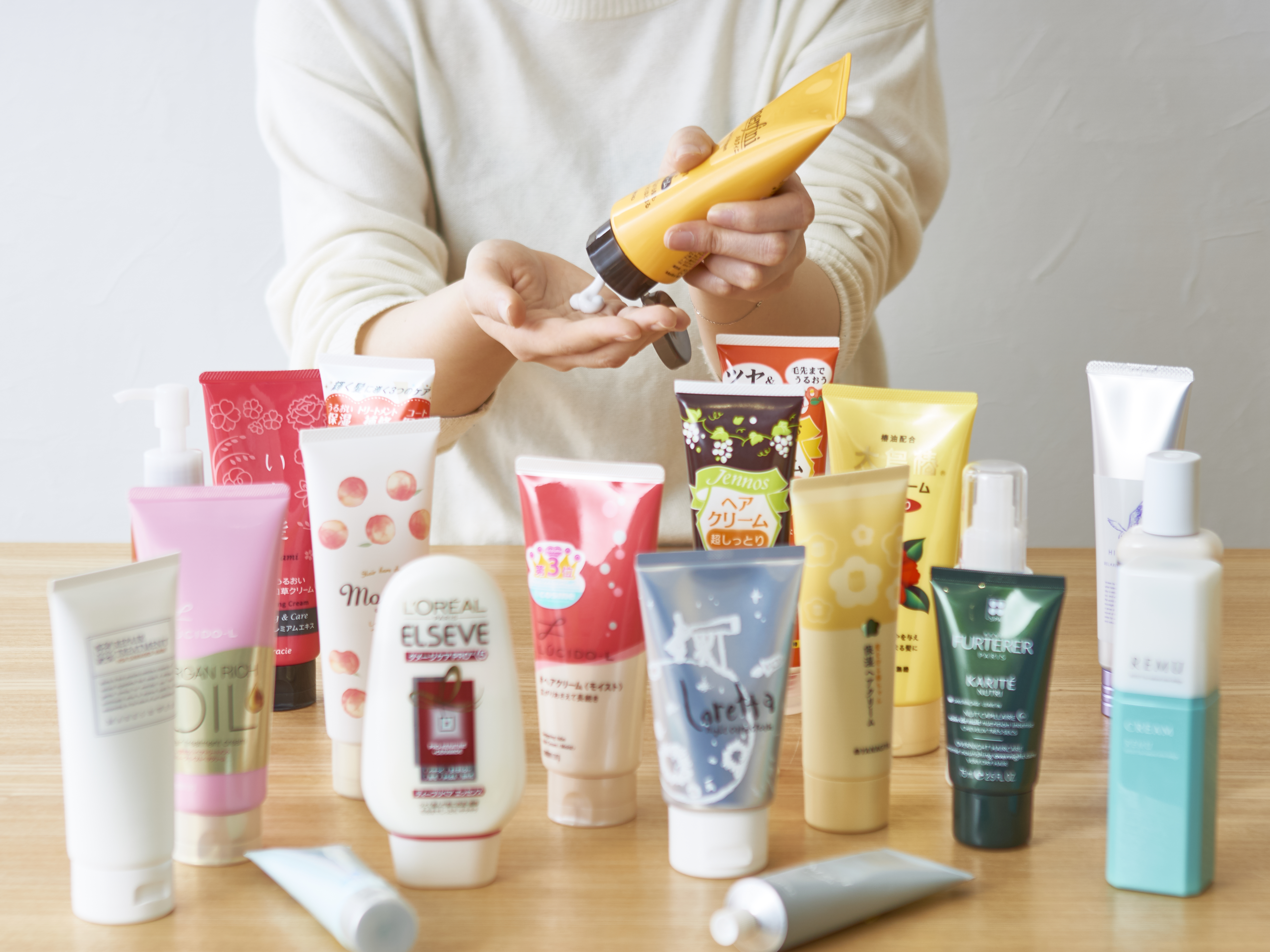 モモリ しっとりまとまるヘアクリームを他商品と比較！口コミや評判を実際に使ってレビューしました！ | mybest