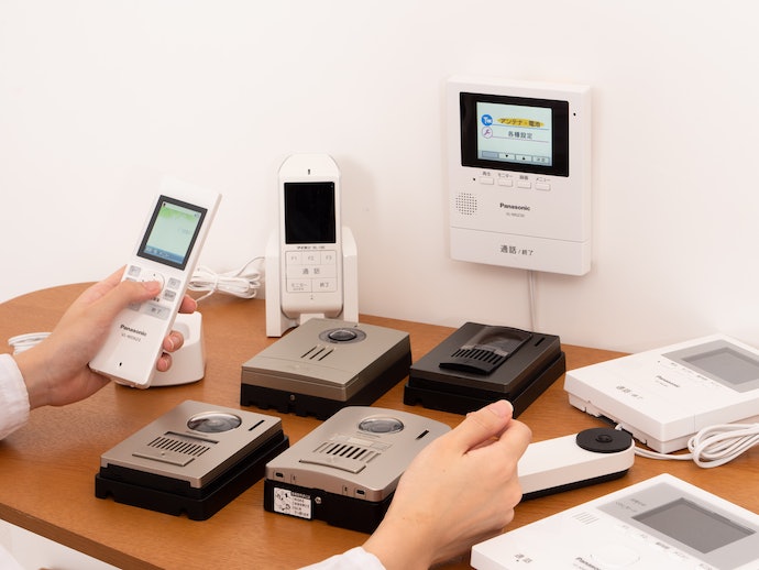 美品・新品　Panasonic ワイヤレステレビドアホン VL-SG230 Panasonic パナソニック モニター壁掛け式 ワイヤレステレビ