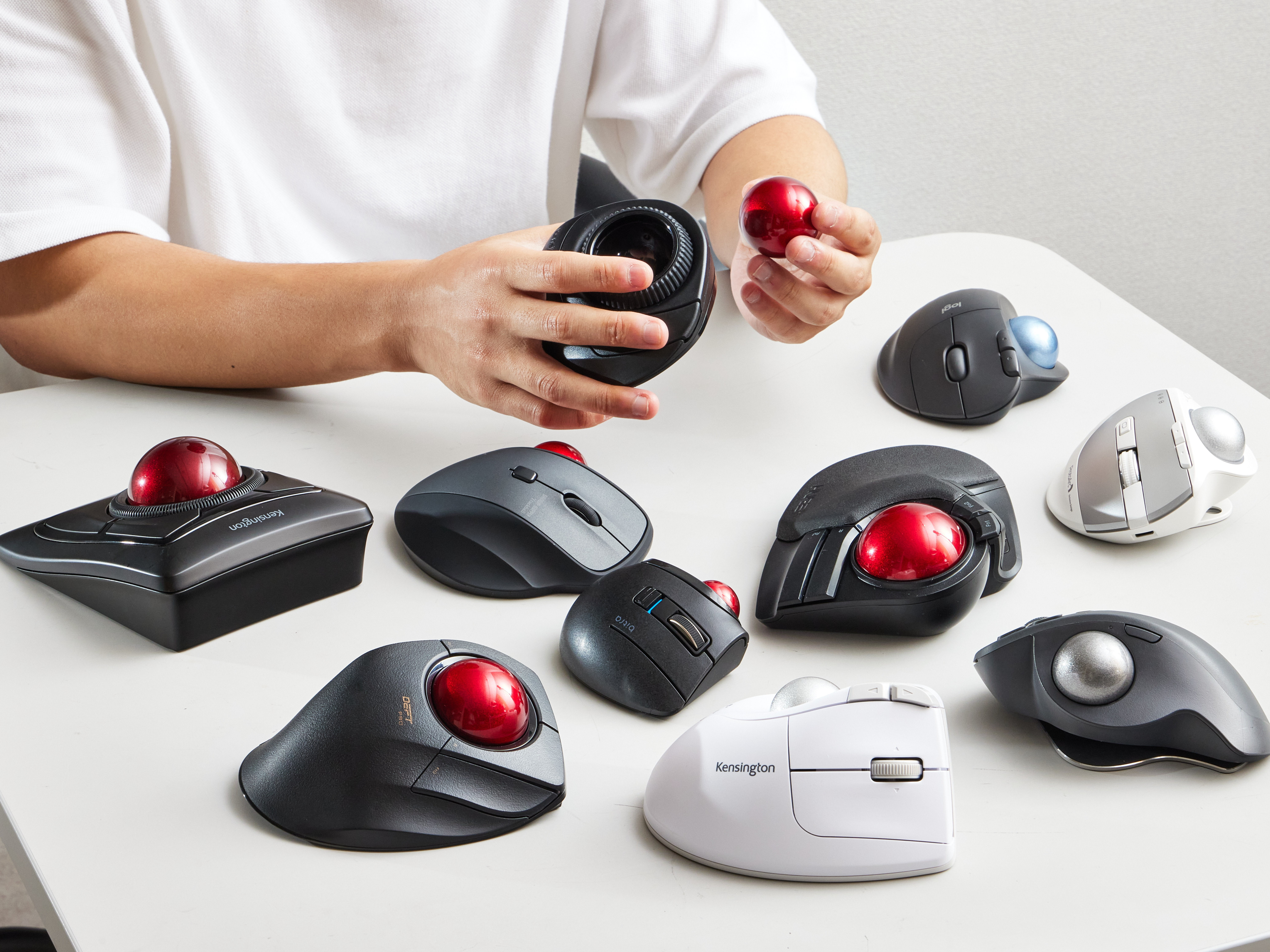 マウス・トラックボール Kensington Pro Fit ErgoVeal K75264JP Pro Fit™ Ergo Vertical Wireless Trackball | Trackballs