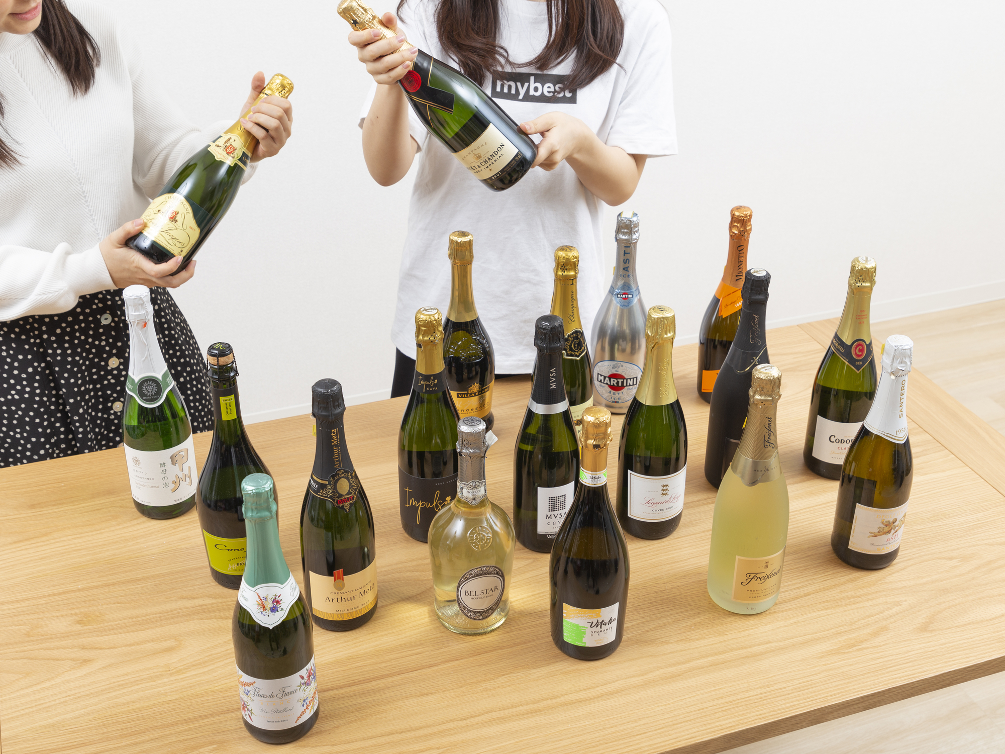 未使用品】 コノスル スパークリングワイン ブリュット ヴィーニャ 750ml 白 辛口 ミディアムボディ チリ ビオビオヴァレー  materialworldblog.com
