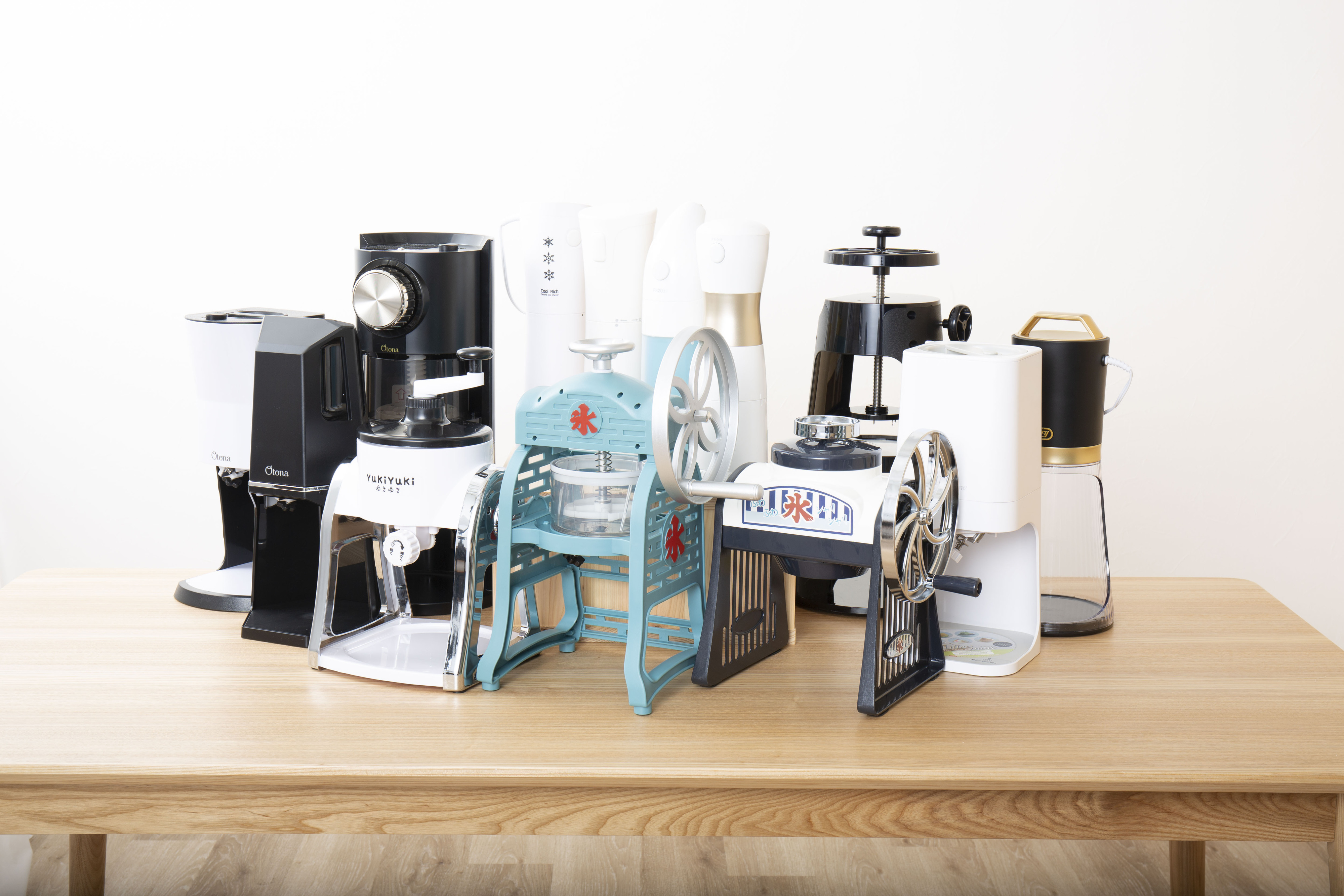 雪 ふわふわ かき氷 器 とろ 電動 w