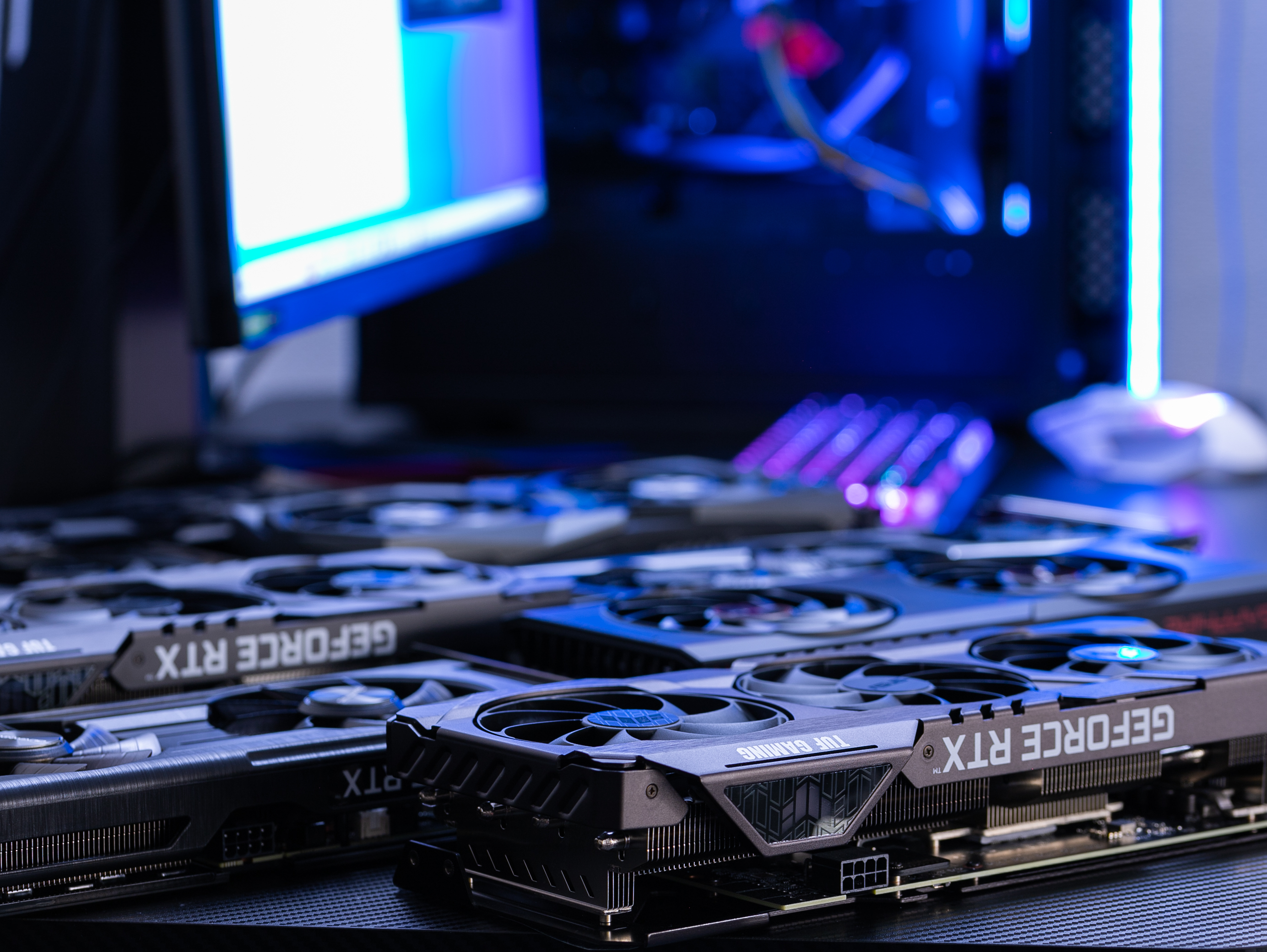 グラフィックボード・グラボ・ビデオカード RD-RX6800-E16GB Radeon RX 6800 RD-RX6800-E16GB | Radeon RX 6800 搭載 グラフィックボード