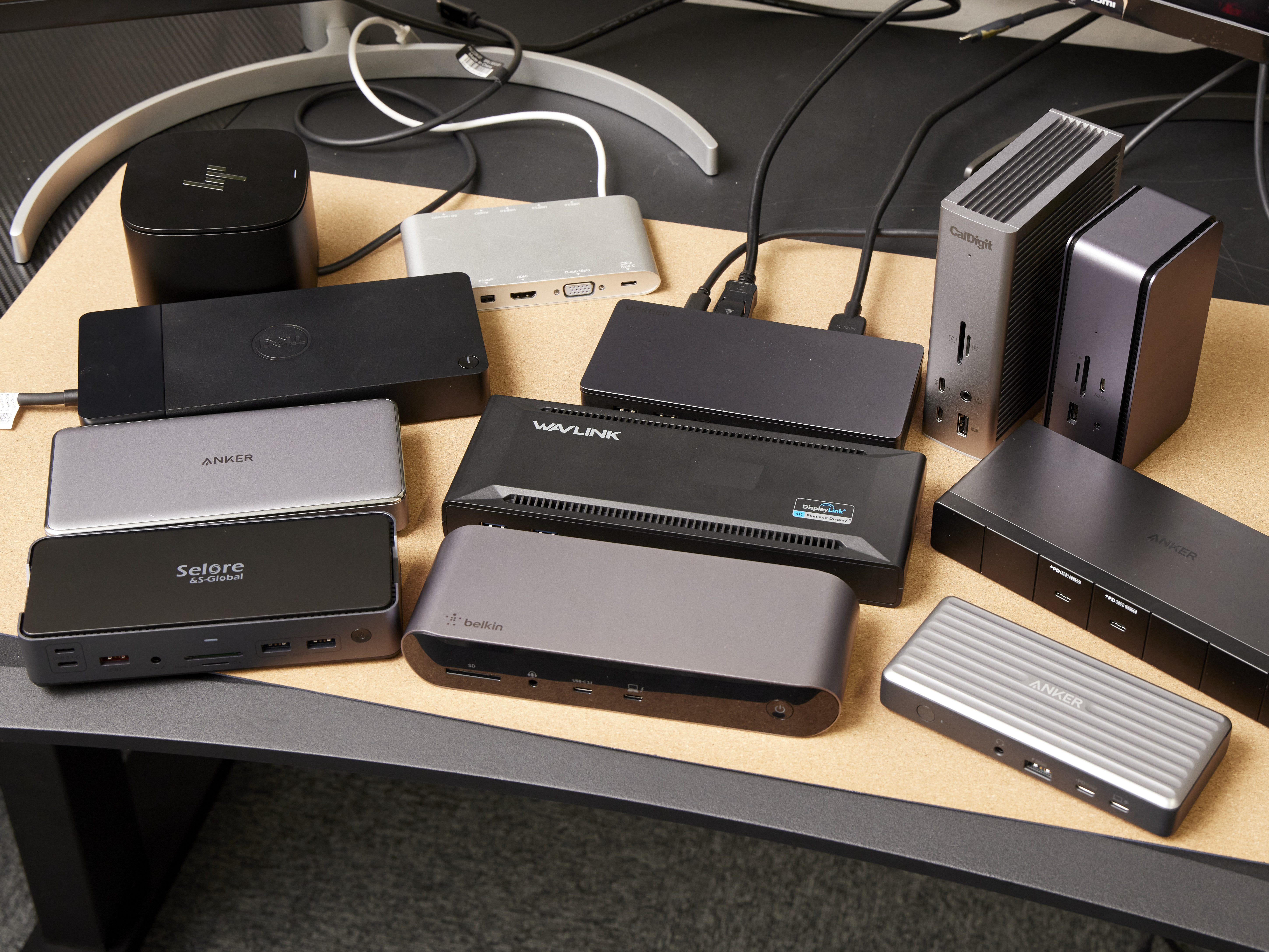 ANKER A8393 USB-C ドッキングステーション Anker USB-Cドッキングステーション A83995A1を検証レビュー