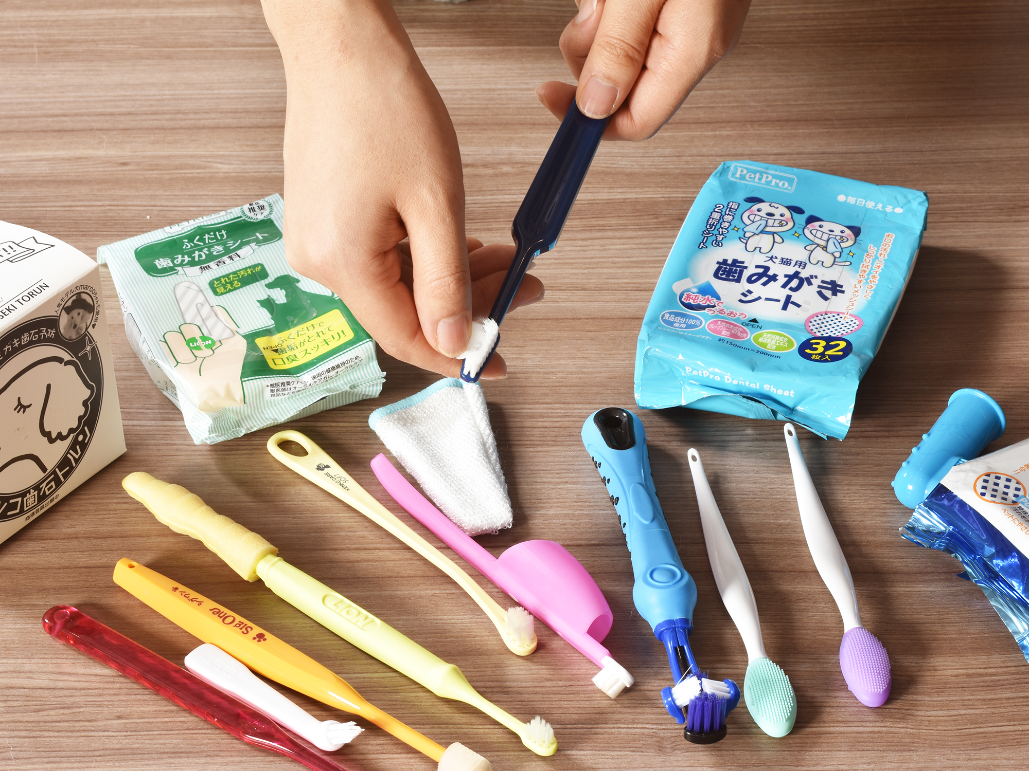 スーパーキャット らくらく歯みがきシート プレミアムを他商品と比較 口コミや評判を実際に使ってレビューしました Mybest