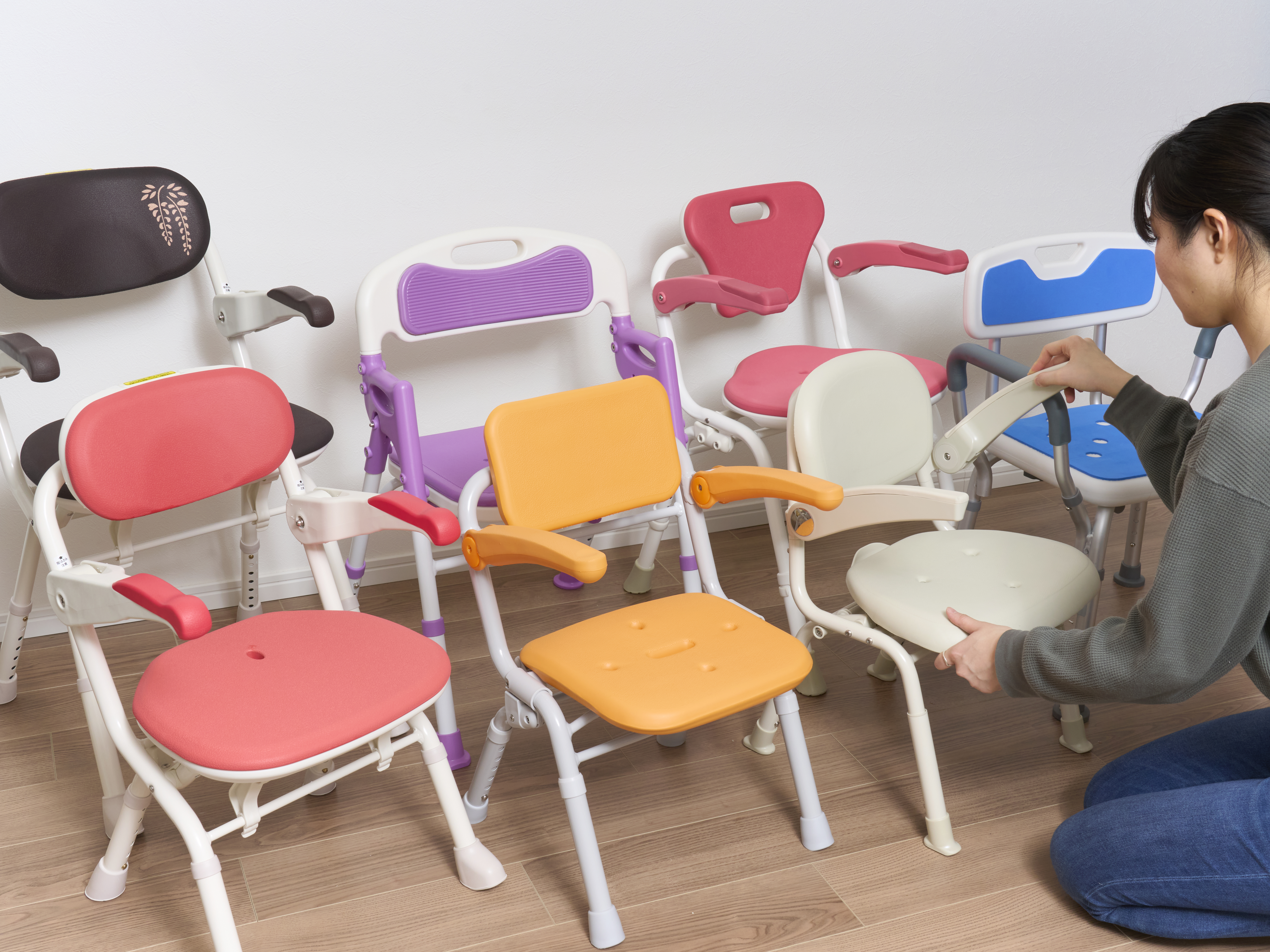 アロン化成 安寿 楽らく開閉シャワーベンチ Sコンパクト 536-094