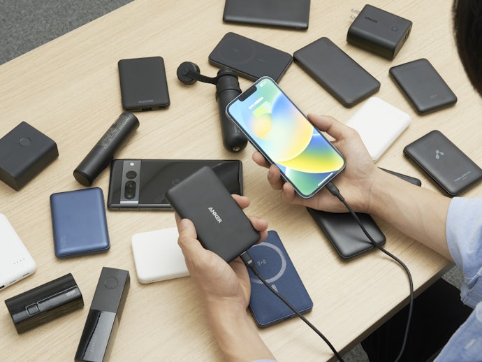 スマホアクセサリー Anker 521 Power BankPowerCore Fusion,45W Amazon.co.jp: Anker 521 Power Bank (PowerCore Fusion, 45W