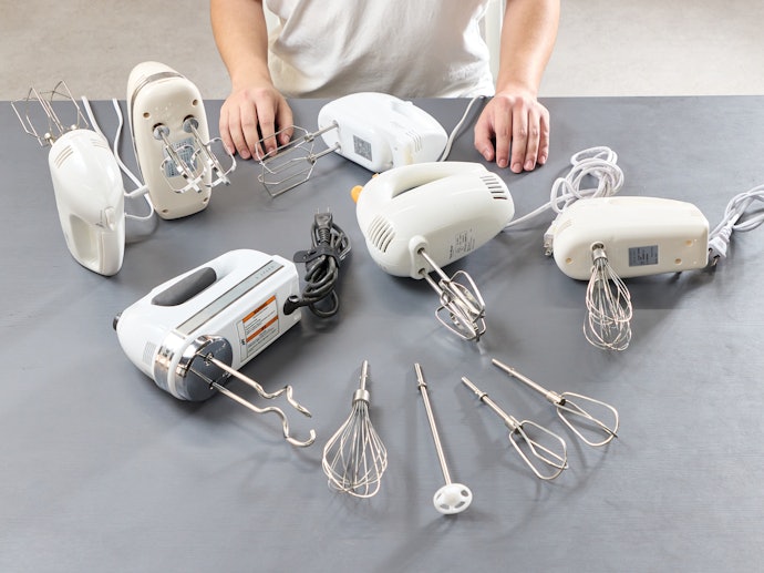 パワフルハンドミキサー コンパクト＆多機能