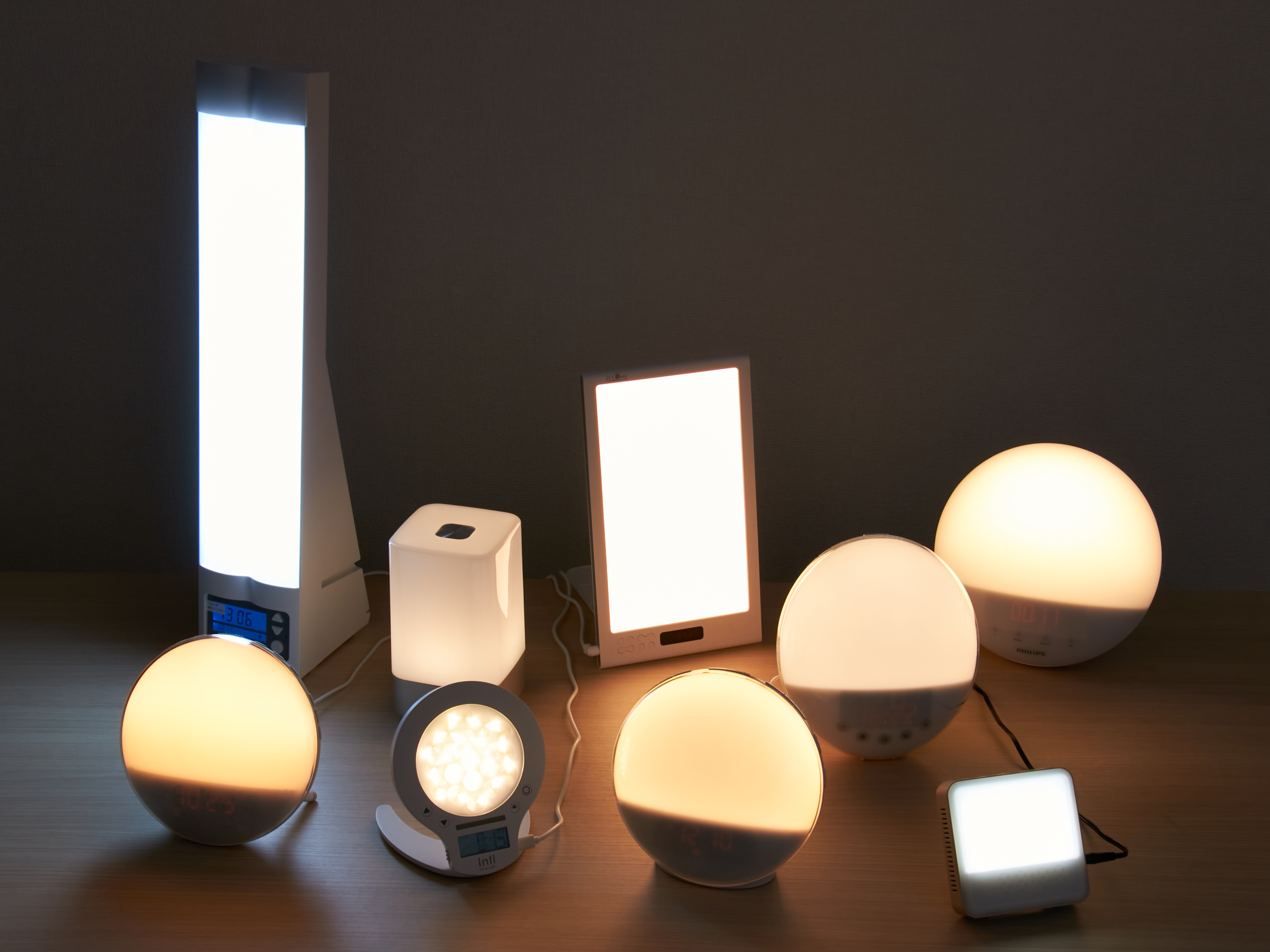 動作確認　トトノエライト　プレーン　光目覚まし　moonmoon　ムーン・ムーン Amazon.co.jp: moonmoon トトノエライト 光 目覚まし時計 (トト