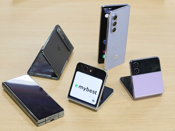 SAMSUNG Galaxy Z Flip5の評価方法は?売れ筋の人気折りたたみスマホ18商品を徹底比較検証