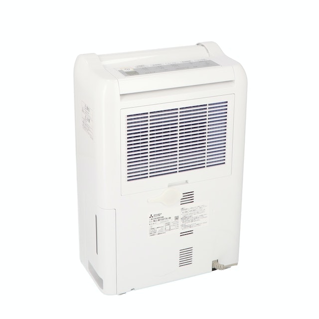 三菱 MIYUBISHI 衣類乾燥除湿機 MJ-M100RX 三菱電機 衣類乾燥除湿機 サラリ MJ-M100TXをレビュー!クチコミ