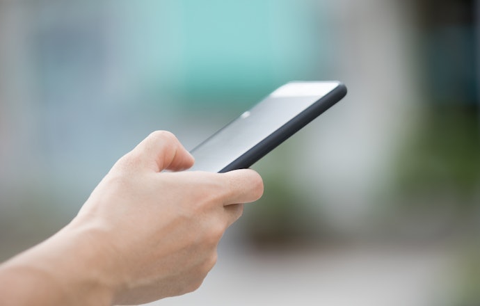 スマホでどこでも応対できる。通知音に気付けない場合も