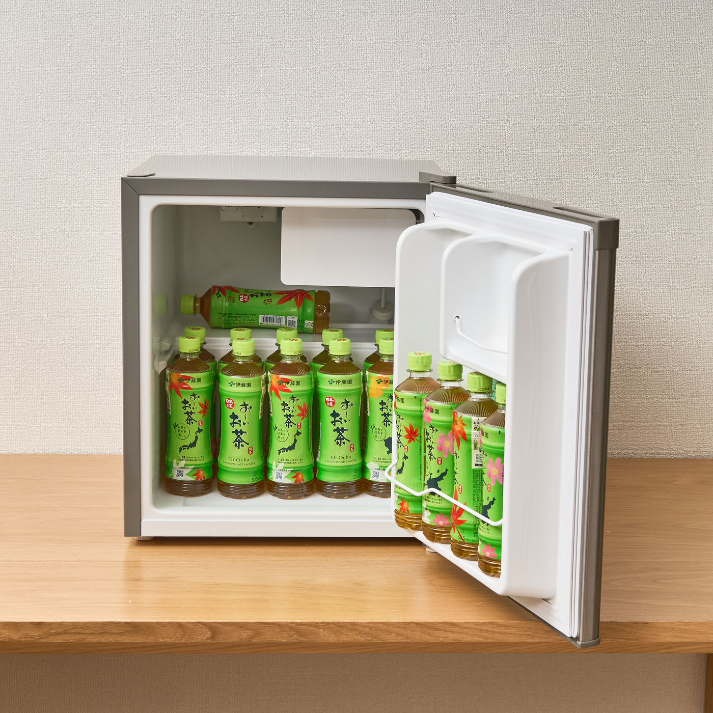 ハイセンス 42L 冷凍冷蔵庫 HR-A42JWSを全15商品と比較！口コミや評判を実際に使ってレビューしました！ | mybest