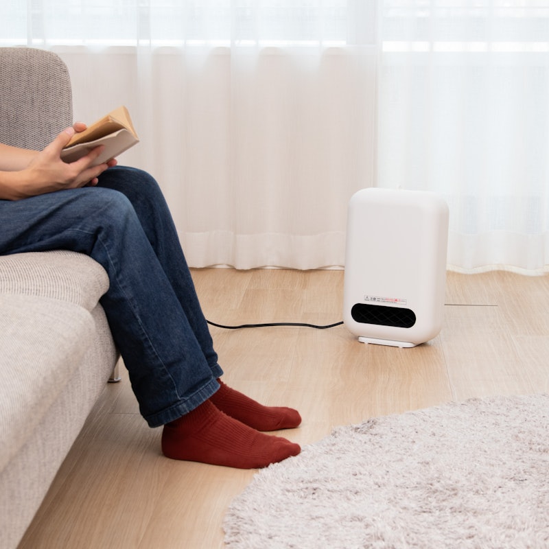 アイリスオーヤマ セラミックファンヒーター CH-127Dをレビュー