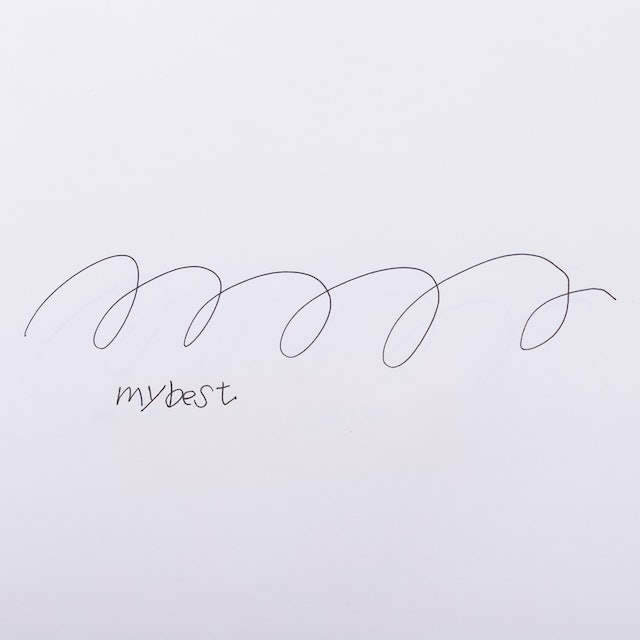 少し文字がかすれるが、ペン先の動きはなめらか