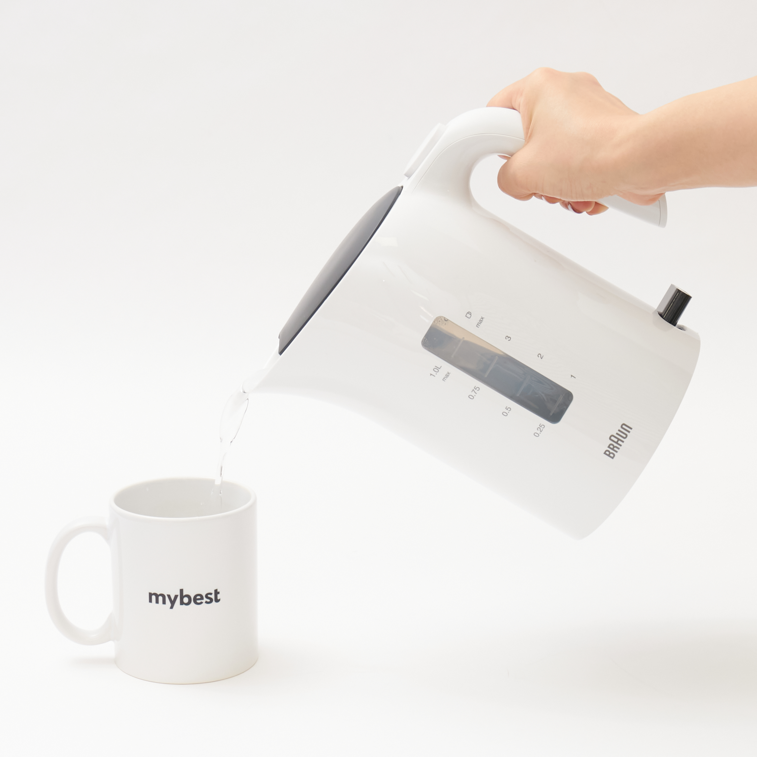 クリスマス ギフト ブラウン ピュアイーズ ホワイト 電気ケトル クリスマス プレゼント ギフト ブラウン ピュアイーズ 電気ケトル WK304AJ-WK3000をレビュー