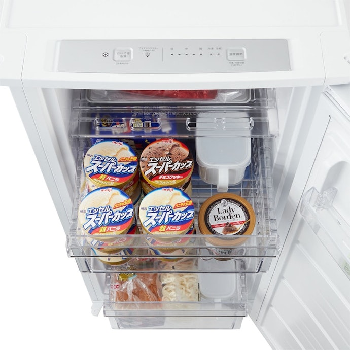 シャープ 冷凍庫 FJ-HF13Hの評判・口コミは?実際に使用して シャープ 冷凍庫 FJ-HF13Hの評判・口コミは?実際に使用して