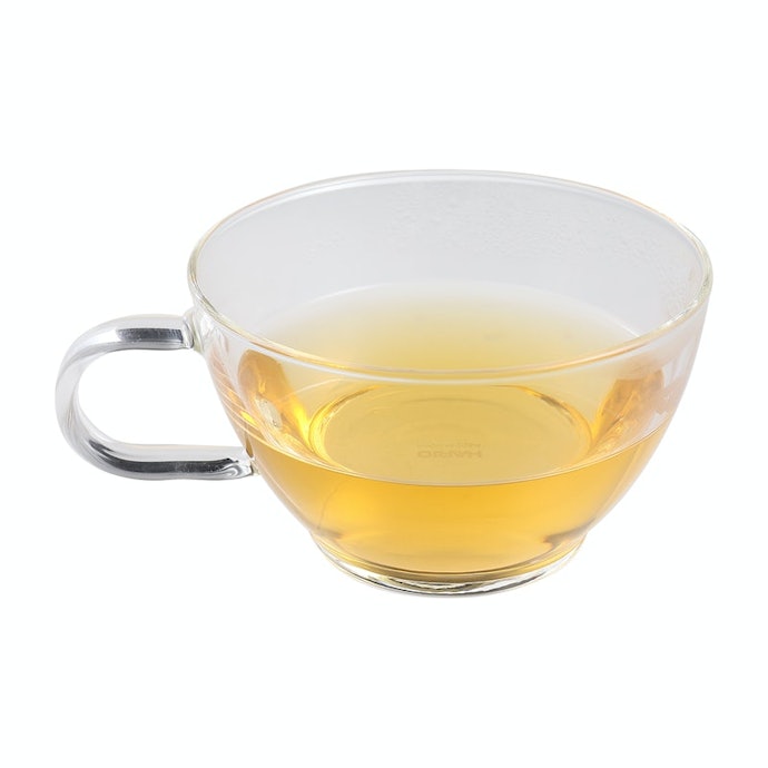 緑茶のような味・香りでまろやか。ひと息つくシーンで飲みたい