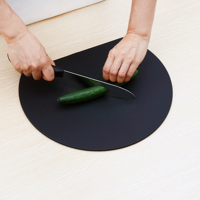 刃当たりのやさしさが魅力!どんな食材も切りやすく、長時間使っても疲れにくい