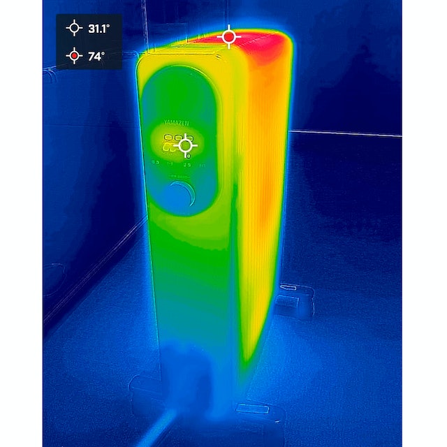 山善 温度センサー搭載オイルレスヒーター DOL-J12をレビュー