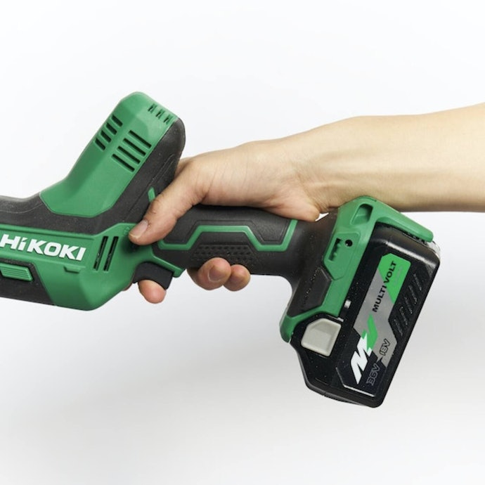 HiKOKI 18V コードレスセーバソー CR18DAをレビュー!クチコミ HiKOKI 18V コードレスセーバソー CR18DAをレビュー!クチコミ