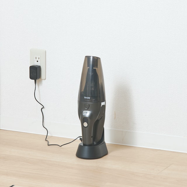 充電スタンドにいつでもスタンバイ。連続で約25分と稼働時間も十分