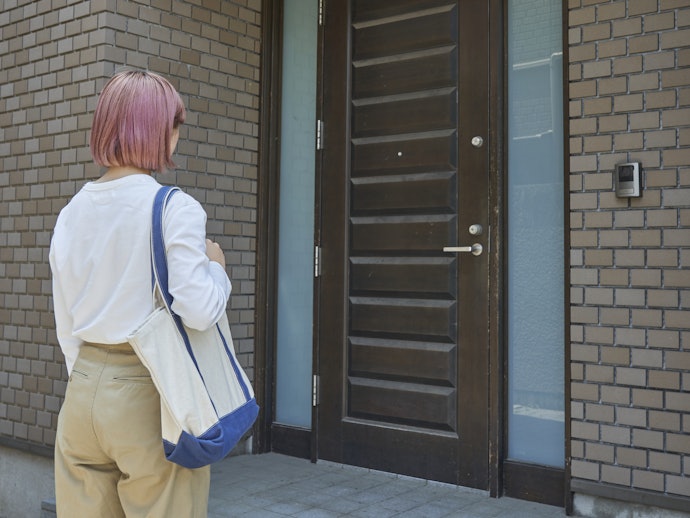 手ぶらだと解錠時間にムラがある。距離を設定できないのもネック