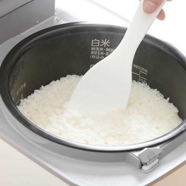 日立 IHジャー炊飯器 ふっくら御前 RZ-V100EMをレビュー 日立 IHジャー炊飯器 ふっくら御前 RZ-V100EMをレビュー