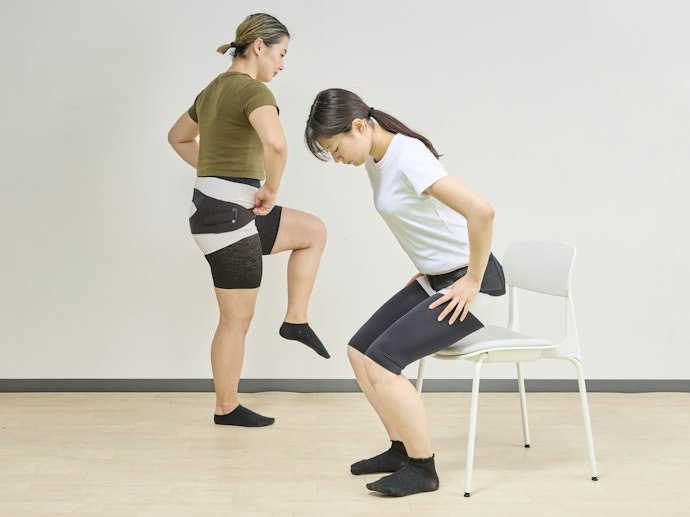 歩いたり座ったりしてもズレにくい