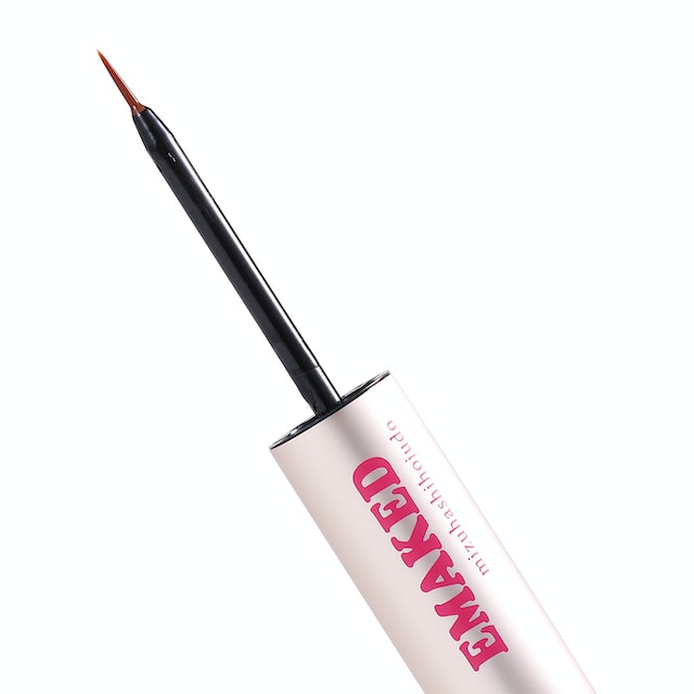 エマーキット まつげ美容液をレビュー！クチコミ・評判をもとに