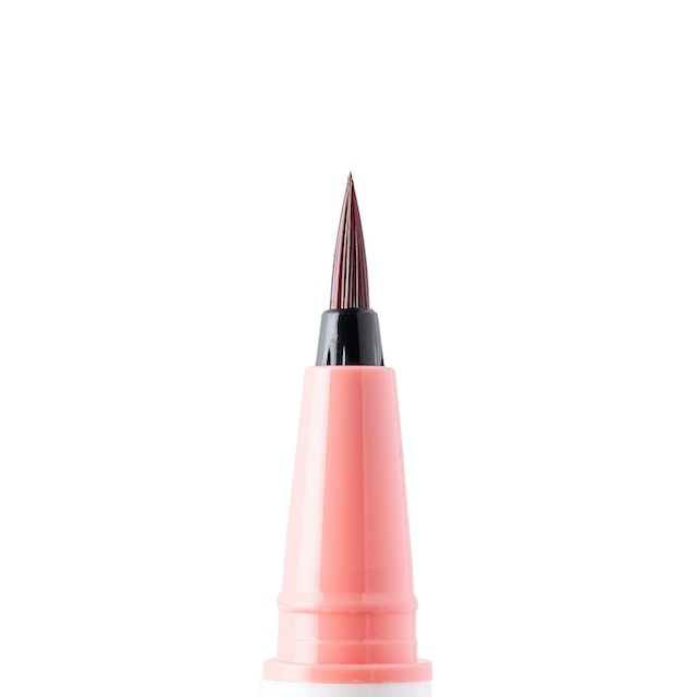 新品 MINSHZEE リキッドアイライナー 赤色 コスメ MINSHZEE 0.1mm極細 アイライナー ワインレッドをレビュー