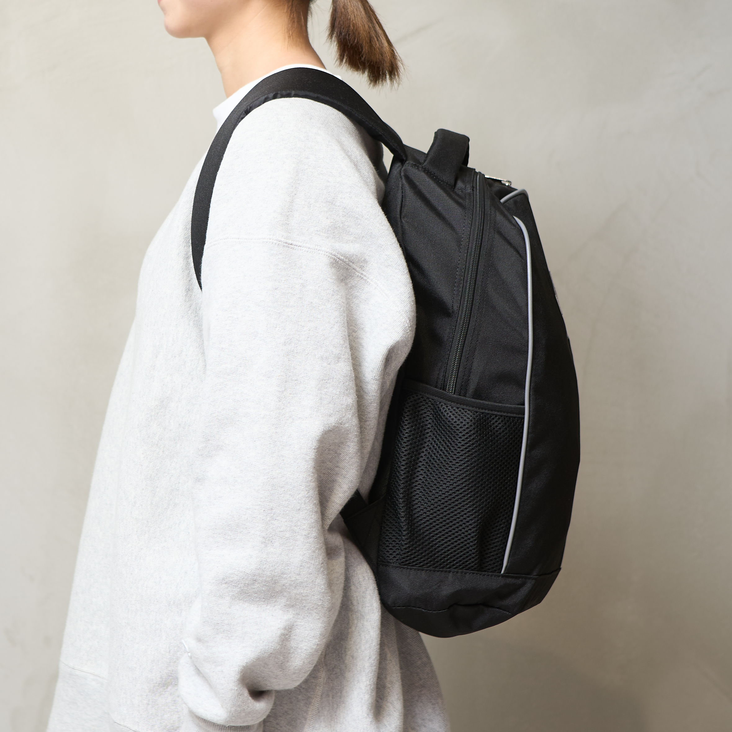 【新品未使用】防災リュック 33点セット アイリスオーヤマ　BRS―33 アイリスオーヤマ 防災リュックセット33点 グレー BRS-33 1