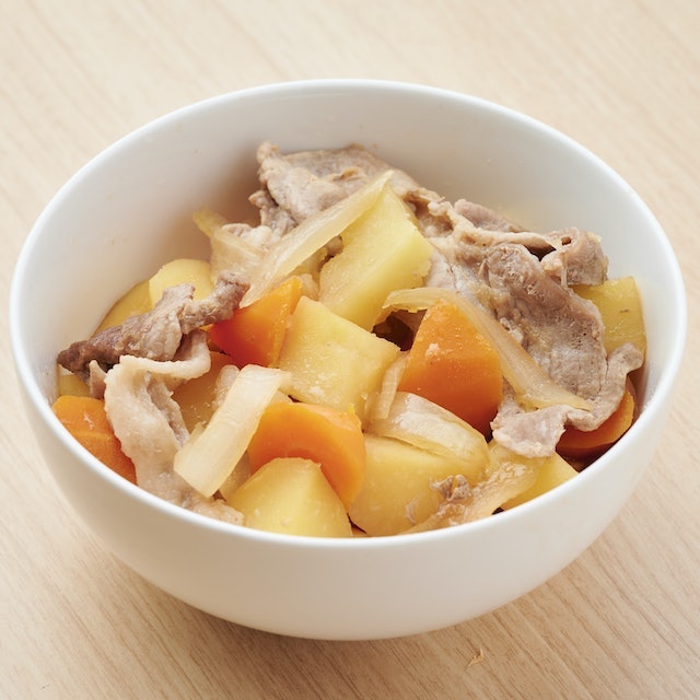 肉じゃがはホクホク感のある食感に仕上がった。味の染み込み具合はあと一歩