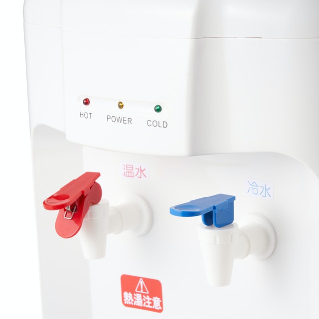 ＹＷＳ−2 ウォーターサーバー ウォーターサーバー 温水/冷水両用 ペットボトル専用 YWS-2