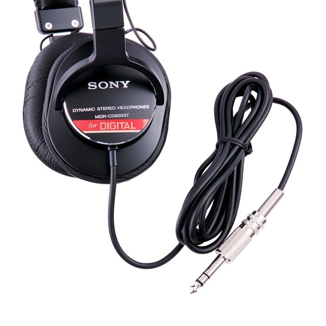 SONY MDR-CD900STをレビュー!クチコミ・評判をもとに徹底検証 SONY MDR-CD900STをレビュー!クチコミ・評判をもとに徹底検証