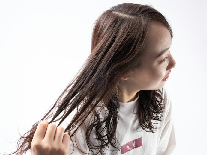 傷みが気になる髪もスルスル通せて、引っかかりが気にならない