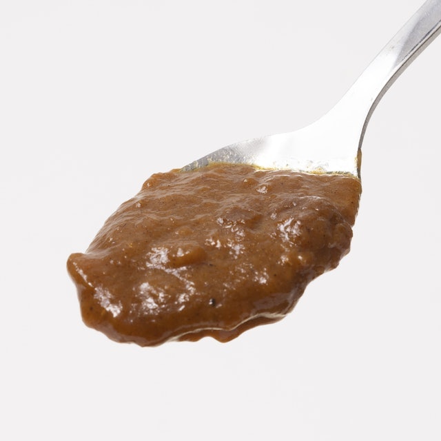 スパイス感は弱めだが、牛肉やデミグラスソースの旨味を感じる