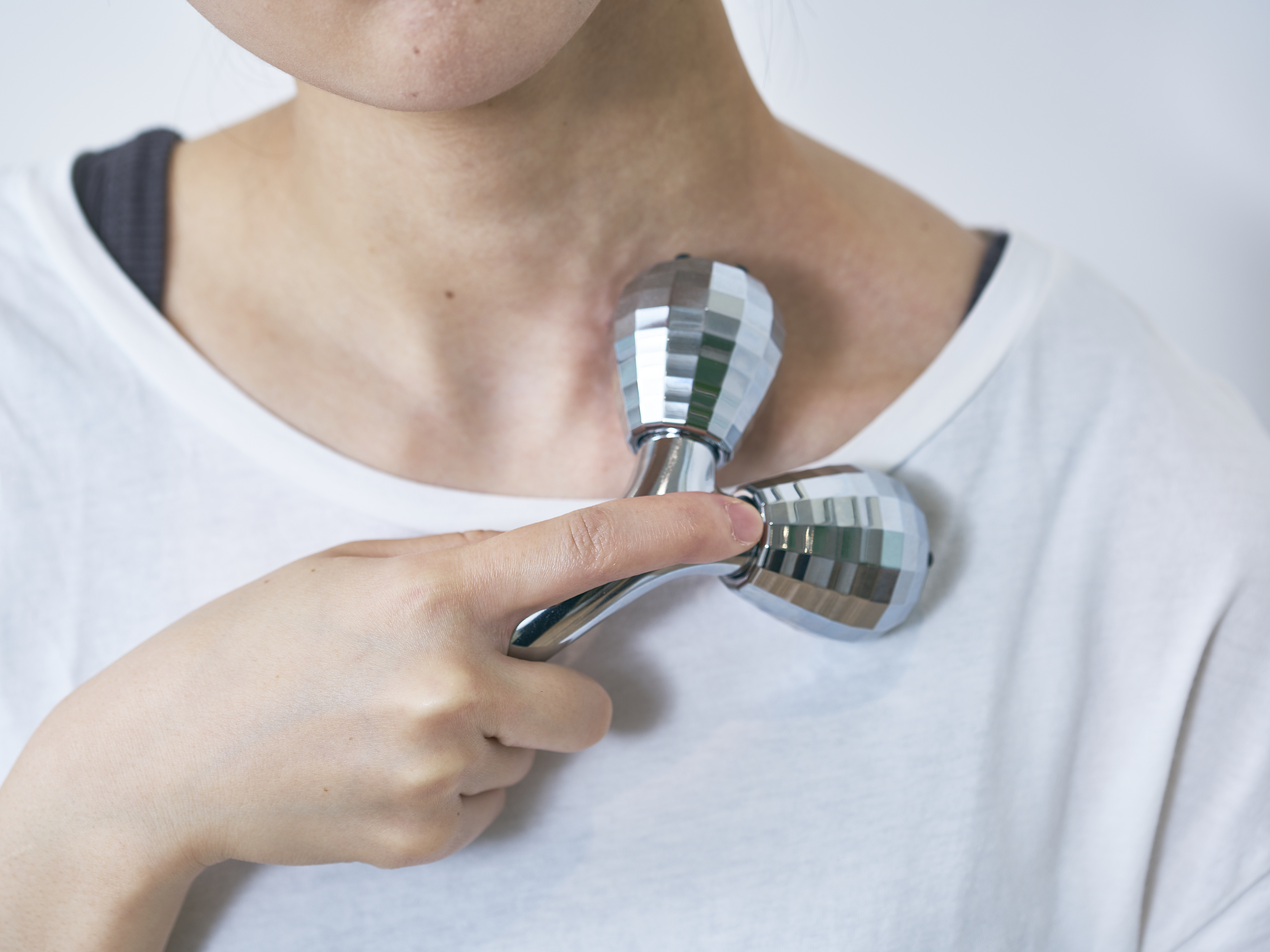 ファイブスター ゲルマミラーボール美容ローラー シャインを他商品と比較 口コミや評判を実際に使ってレビューしました Mybest